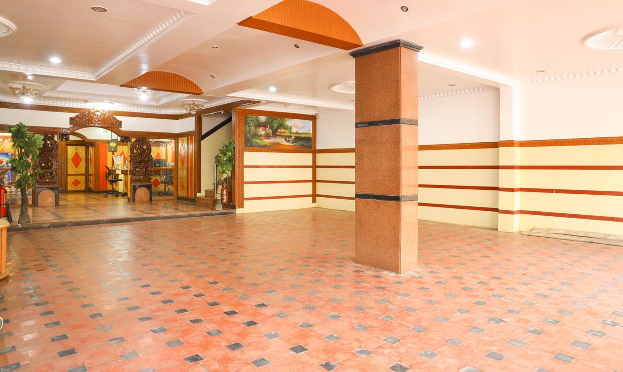 Treebo Nava Nidhi Comforts Bangalore Extérieur photo