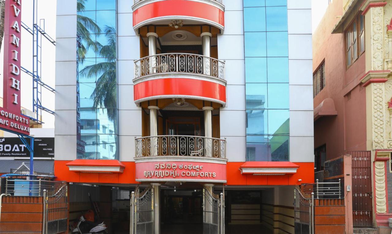 Treebo Nava Nidhi Comforts Bangalore Extérieur photo